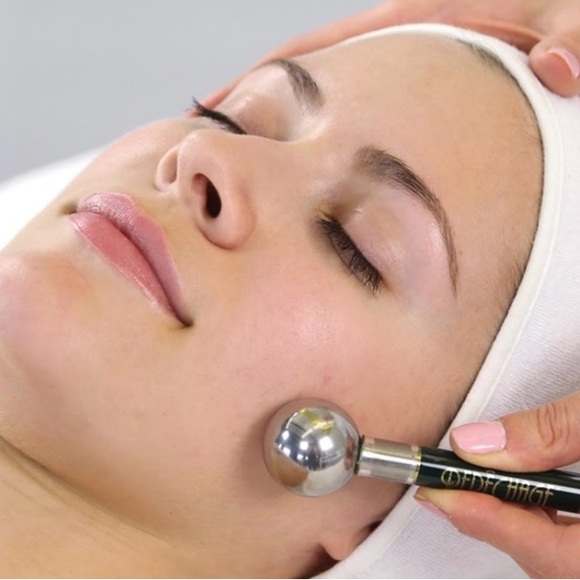 Repechage silver ball massager. - Picture 5 of 5